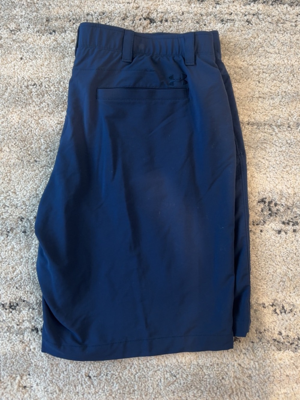 Men's Under Armour Golf Shorts - Picture 2 of 3